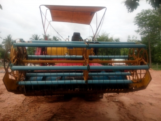 ขายรถเกี่ยวข้าว กระสอบ สภาพดี รถคล่อง พร้อมใช้งาน