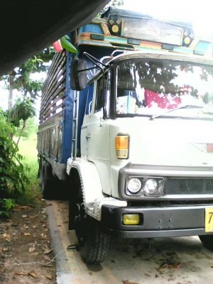 สิบล้อ HiNO KT 725 EH700 เพาเดียว สภาพดีเดิมสวยๆเครืองดี ช่วงล่างเต็ม พร้อมวิ่งงาน ทะเบียนพร้อมโอย