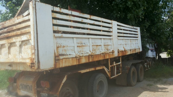 ขายด่วนครับ หัวลาก NISSAN UD 265 TER BO ลูก 2 คาน ยางเต็ม ขายแบบถูกๆครับ