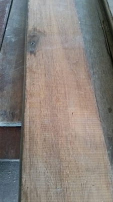 ไม้พื้นไม้เต็งหน้า5 รางลิ้น ไม้พื้นไม้เต็งหน้า5 รางลิ้น