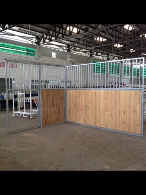 ขายคอกม้า ขนาด3x3m งานสไตล์Ghorse finland ขายคอกม้า ขนาด3x3m งานสไตล์Ghorse finland