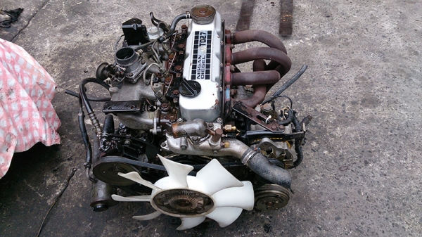 ขายเครื่องยนต์ดีเซล NISSAN TD27
