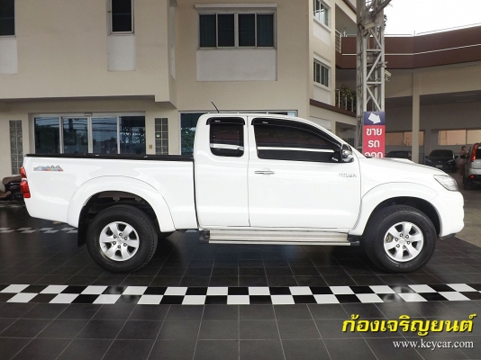 TOYOTA VIGO CHAMP SMART CAB PRERUNNER 2.5 E ปี 2013
