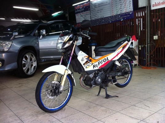 ขออนุญาติขาย Honda Sonic New 125 ปี51 สีขาวมุก โช๊คหน้าแกนรุ้ง ฟรีค่าโอน ขออนุญาติขาย Honda Sonic New 125 ปี51 สีขาวมุก โช๊คหน้าแกนรุ้ง ฟรีค่าโอน