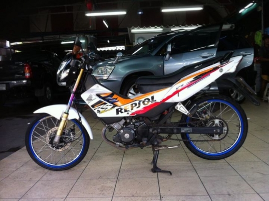 ขออนุญาติขาย Honda Sonic New 125 ปี51 สีขาวมุก โช๊คหน้าแกนรุ้ง ฟรีค่าโอน ขออนุญาติขาย Honda Sonic New 125 ปี51 สีขาวมุก โช๊คหน้าแกนรุ้ง ฟรีค่าโอน