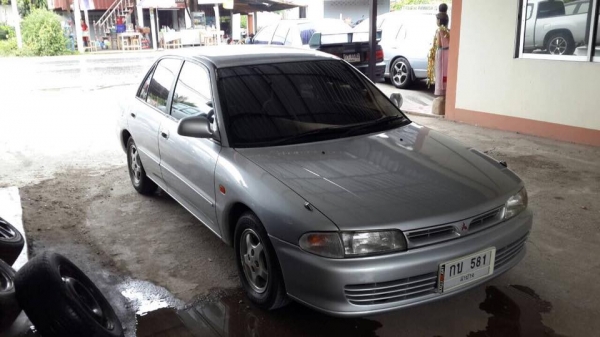 ขาย Mitsubishi lancer ecar สีเทาสวยๆ เกียร์ออโต้ ราคา 48,000 บาท +++++++