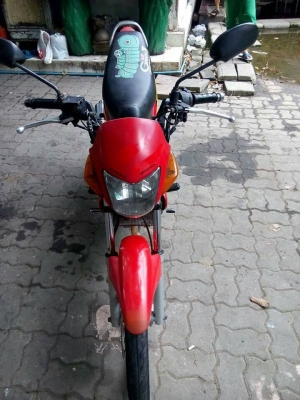 ขายด่วน!!!มอไซค์มือ2 เครื่องดี เอกสารครบ