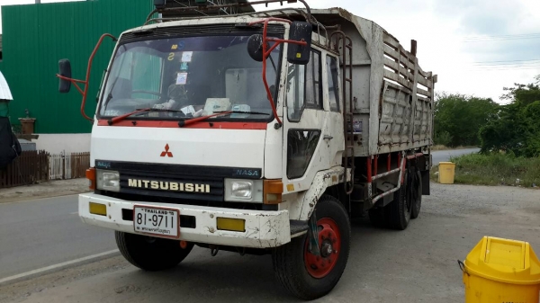 ขาย รถบรรทุก 10 ล้อ ดั้มพ์ Mitsubishi พร้อมใช้งาน