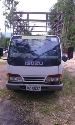 ขาย รถบรรทุก 6 ล้อ ISUZU 120 แรง พร้อมใช้งาน