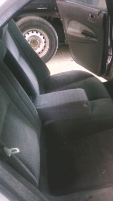 ขายเบาะหลังเก๋ง สถาพดี ไม่ขาด