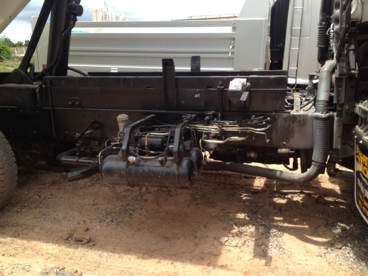 สวยและแข็งสำหรับหรับคันนี้ ขาย NISSAN UD เครื่อง PE6 260 แรง สำหรับวิ่งงานดินงานหิน รถพร้อมใช้งาน สภาพใหม่ทั้งคัน กระบะเสริมเหล็ก ยาว 6 เมตร สูง 1.5 เมตร กว้าง 2.50 เมตร พร้อมเล่มทะเบียน มีงานอยู่รีบเลย