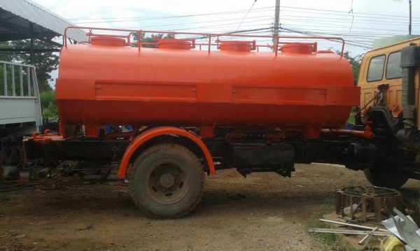 ถังน้ำ ใส่รถบรรทุกในงานทำถนน บรรจุ 6000 ลิตร