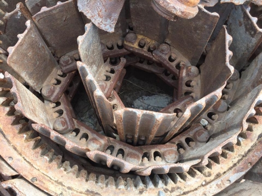 โซ่โกเบมาคทู sk200 คาโต้200 โซ่โกเบมาคทู sk200 คาโต้200