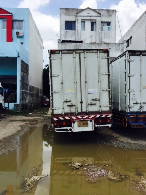 ISUZU 6 ล้อ FTR. ยูโรวันปี41. 7.30ม คัชชีสวยตลอดเส้นตู้สิบบานไม่มีเสากลาง