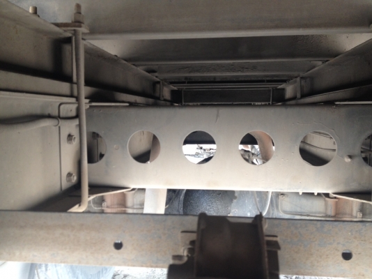 ISUZU 6 ล้อ FTR. ยูโรวันปี41. 7.30ม คัชชีสวยตลอดเส้นตู้สิบบานไม่มีเสากลาง