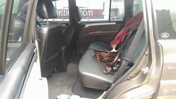 ปาเจโร่ ปี 2012 ตัวท๊อปสุด เดิมสนิทไม่เคยเครมสี วิ่ง 40,000 โล รถใช้เองครับ ปาเจโร่ ปี 2012 ตัวท๊อปสุด เดิมสนิทไม่เคยเครมสี วิ่ง 40,000 โล รถใช้เองครับ