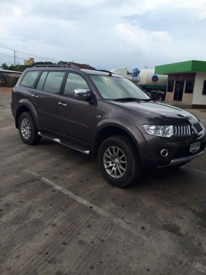 ปาเจโร่ ปี 2012 ตัวท๊อปสุด เดิมสนิทไม่เคยเครมสี วิ่ง 40,000 โล รถใช้เองครับ ปาเจโร่ ปี 2012 ตัวท๊อปสุด เดิมสนิทไม่เคยเครมสี วิ่ง 40,000 โล รถใช้เองครับ