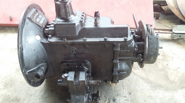 ขายเกียร์สิบล้ออีสุสุ พร้อมเกียร์ฝากทำดั้ม สภาพสมบูรณ์ เฟืองดีเปิดฝาดูได้ครับ ขายเกียร์สิบล้ออีสุสุ พร้อมเกียร์ฝากทำดั้ม สภาพสมบูรณ์ เฟืองดีเปิดฝาดูได้ครับ