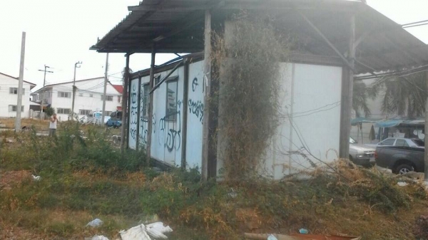 ตู้ออฟฟิต ขนาด 3*6 M. พร้อมแอร์ ในรูปยังไม่ทำสี แต่เราจะทำสีให้ พร้อมใช้งานได้เลยครับ