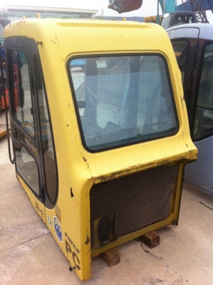 PC60-7 ถึงไทยแล้วครับ ใครหาอยู่ติดต่อมาได้เลยครับ PC60-7 ถึงไทยแล้วครับ ใครหาอยู่ติดต่อมาได้เลยครับ