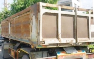 HINO FR 320 HP PO9 รถพ่วงแม่+ลูก แม่กระจังหน้ายักษ์ กระบะดั๊มพ์คอกมิเนียม 12 ตันสภาพดีพร้อมบรรทุกหนักได้เลย ลูกพ่วง 2 คานดั๊มพ์กระบะดั๊มพ์เหล็กของอู่สหกิจ ความยาว 6 เมตรพร้อมใช้งาน เครื่องยนต์แรงดีแน่นดีมากครับ ภายในเก๋งคอนโซลสวยครบ แอร์ พวงมาลัยเพาเวอร์