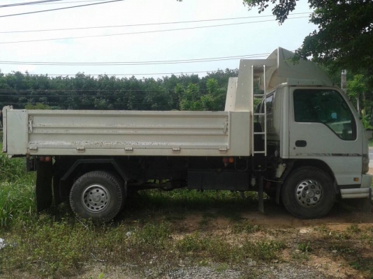 6 ล้อดั้ม 130 แรง ปี 2549 NPR71LX5 รถสวยมาก เดิมๆรถก้างแท้ 6 ล้อดั้ม 130 แรง ปี 2549 NPR71LX5 รถสวยมาก เดิมๆรถก้างแท้