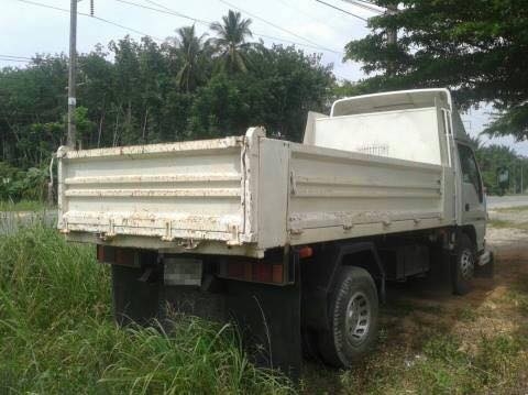 6 ล้อดั้ม 130 แรง ปี 2549 NPR71LX5 รถสวยมาก เดิมๆรถก้างแท้ 6 ล้อดั้ม 130 แรง ปี 2549 NPR71LX5 รถสวยมาก เดิมๆรถก้างแท้