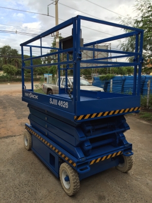 ขายด่วนรถกระเช้า ( X-LIFT ) ยี่ห้อ SKY JACK ของประเทศแคนดา ยกสูง 8 เมตร