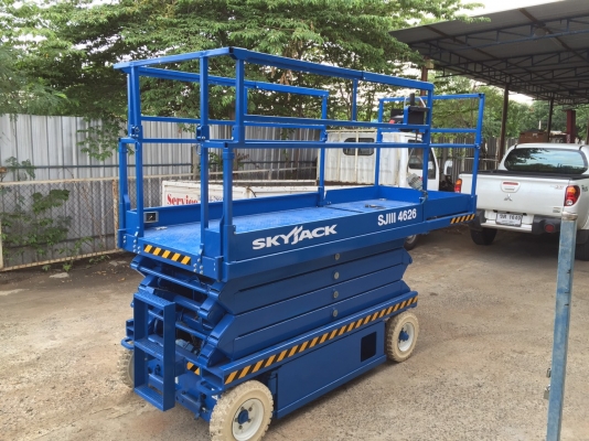 ขายด่วนรถกระเช้า ( X-LIFT ) ยี่ห้อ SKY JACK ของประเทศแคนดา ยกสูง 8 เมตร