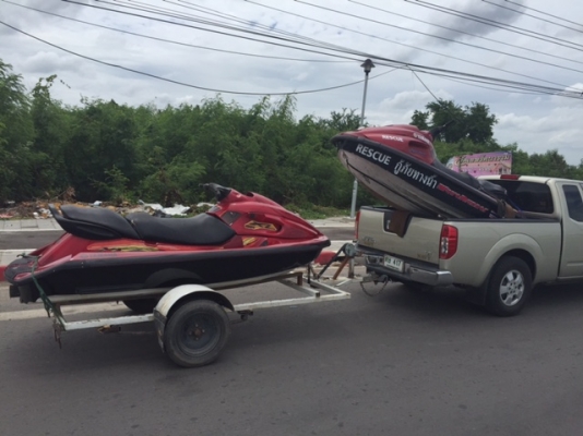 ขายJetski Yamaha XL700 ปี04 แถมบอดี้เปล่า XLปี01 อีกลำฟรีๆ แถมเทเลอร์ให้อีกด้วย ราคาถูกๆครับ