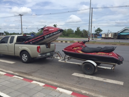 ขายJetski Yamaha XL700 ปี04 แถมบอดี้เปล่า XLปี01 อีกลำฟรีๆ แถมเทเลอร์ให้อีกด้วย ราคาถูกๆครับ