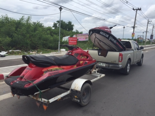 ขายJetski Yamaha XL700 ปี04 แถมบอดี้เปล่า XLปี01 อีกลำฟรีๆ แถมเทเลอร์ให้อีกด้วย ราคาถูกๆครับ