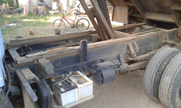 ขาย ISUZU NKR 100 พร้อมใช้งานคับ