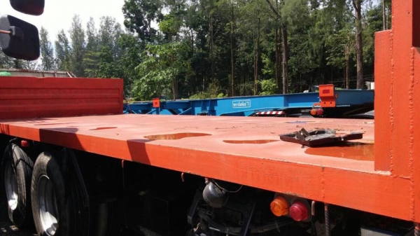 10 ล้อเพลาเดียว 230 แรง พื้นเรียบ ISUZU แม็คโหลดปี 2552 10 ล้อเพลาเดียว 230 แรง พื้นเรียบ ISUZU แม็คโหลดปี 2552