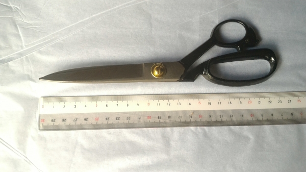 กรรไกรตัดผ้าอย่างดีขนาด 240 มม.