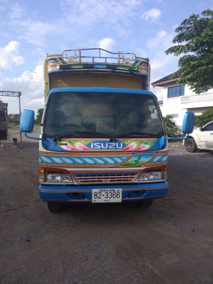 ขายหกล้อดั้มเกษตรNPR70 เครื่่อง4HE1เทอร์โบ135แรงม้า พาวเวอร์ แอร์เย็น กระจกไฟฟ้า หกเกียร์เดินหน้า กระบะมิเนียม รถสวยพร้อมใช้ ทะเบียนพร้อมโอน