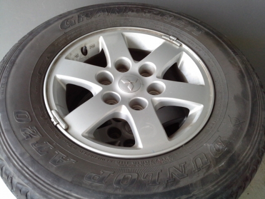 ขายแม็กพร้อมยางเดิมไทรตัน