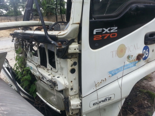 ขายหัวรถ อีซูซุ 10 ล้อ FXZ 270 แรงม้า. ปี 50  ( ยูโรทู. )    สนใจติดต่อ  081 - 6079515