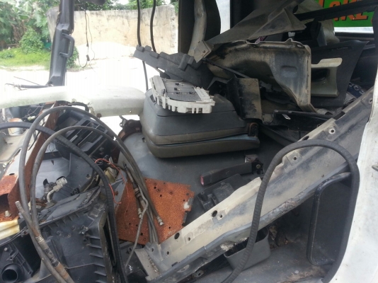 ขายหัวรถ อีซูซุ 10 ล้อ FXZ 270 แรงม้า. ปี 50  ( ยูโรทู. )    สนใจติดต่อ  081 - 6079515