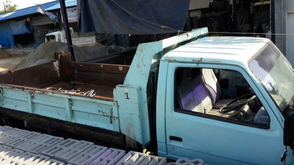 รถอีซูซุ 6 ล้อดั้ม 88 แรงม้า. ( รถประกอบ. )    สนใจติดต่อ  081 - 6079515