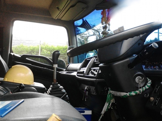 รถฮีโน่  10  ล้อดั้ม  380  แรงม้า.  ปี 56  ( ขายแม่ , ลูก )  ,  (  * รถวิ่ง 200,000 กม. )      สนใจติดต่อ  081 - 6079515