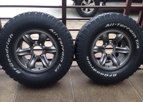 ล้อแท้ Isuzu ขอบ16พร้อมยาง BF goodrich 265 75 16