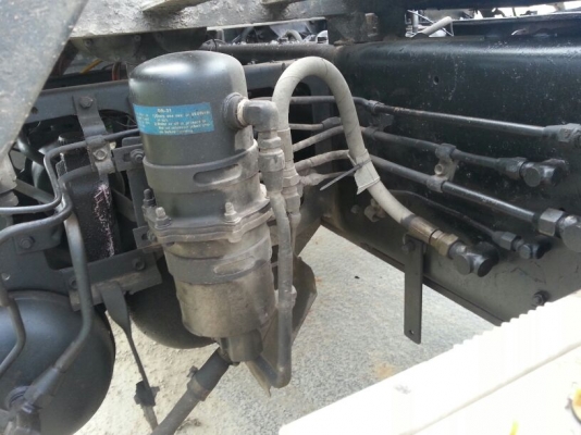 รถอีซูซุ 10 ล้อ หัวลาก 240 แรงม้า. ปี 37.      สนใจติดต่อ  081 - 6079515