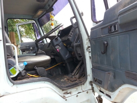 รถอีซูซุ 10 ล้อ หัวลาก 240 แรงม้า. ปี 37.      สนใจติดต่อ  081 - 6079515