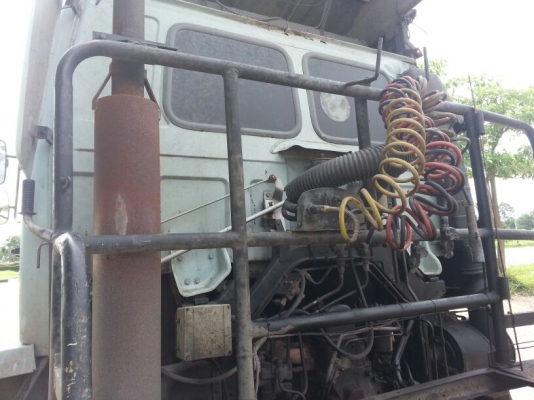 รถอีซูซุ 10 ล้อ หัวลาก 240 แรงม้า. ปี 37.      สนใจติดต่อ  081 - 6079515