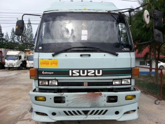 รถอีซูซุ 10 ล้อ หัวลาก 240 แรงม้า. ปี 37.      สนใจติดต่อ  081 - 6079515