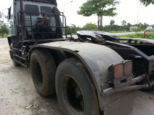 รถอีซูซุ 10 ล้อ หัวลาก 240 แรงม้า. ปี 37.      สนใจติดต่อ  081 - 6079515