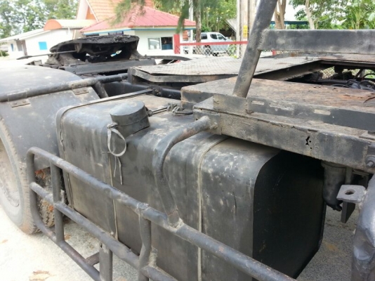 รถอีซูซุ 10 ล้อ หัวลาก 240 แรงม้า. ปี 37.      สนใจติดต่อ  081 - 6079515