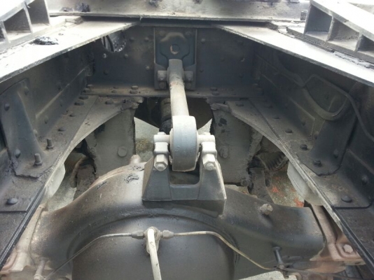 รถอีซูซุ 10 ล้อ หัวลาก 240 แรงม้า. ปี 37.      สนใจติดต่อ  081 - 6079515