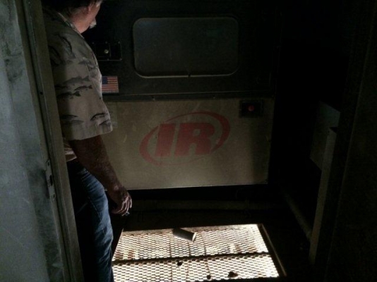 แพล้นคอนกรีต (แบบเคลื่อนที่) ประเทศสหรัฐอเมริกา ใครสนใจติดต่อสอบถามได้ครับ